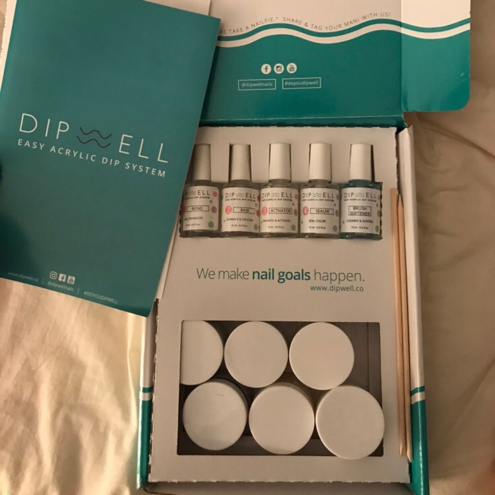 DipWell Nail Dip Powder Kit